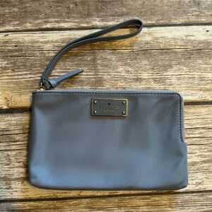 NWT Kate Spade Wilson Road Wristlet in Cloudcover
